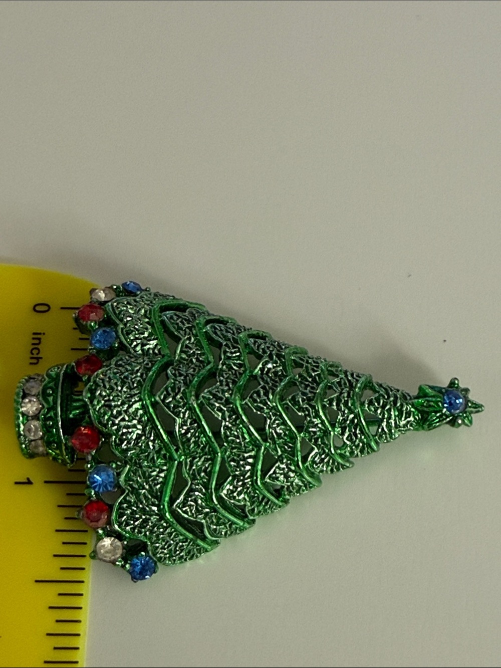 Reserved M Rare vintage Corel Green Jeweled Christmas Tree Brooch pin book piece - Picture 3 of 12